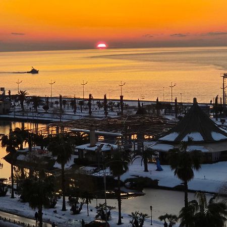 Apartment Roin Batumi Luaran gambar